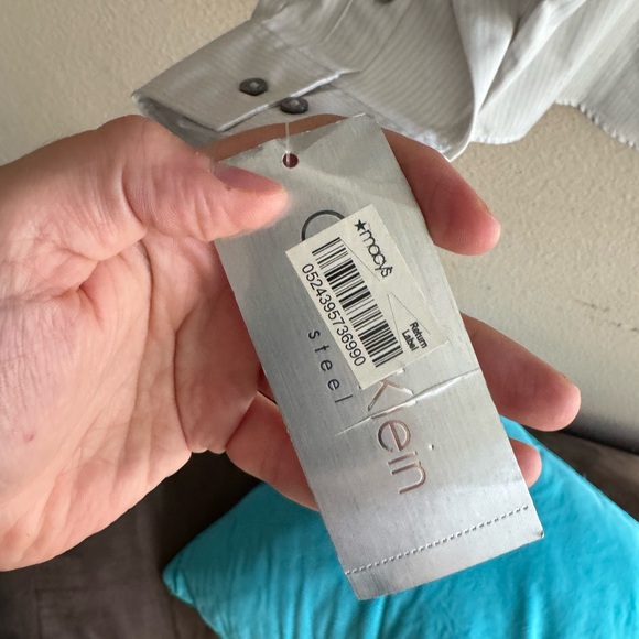 Calvin Klein Slim Fit button down grey and white striped Dress shirt - size 18 - Picture 4 of 7